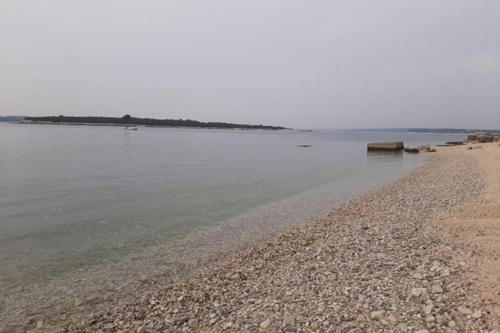 Apartman Near Fazana-500 From The Sea מראה חיצוני תמונה
