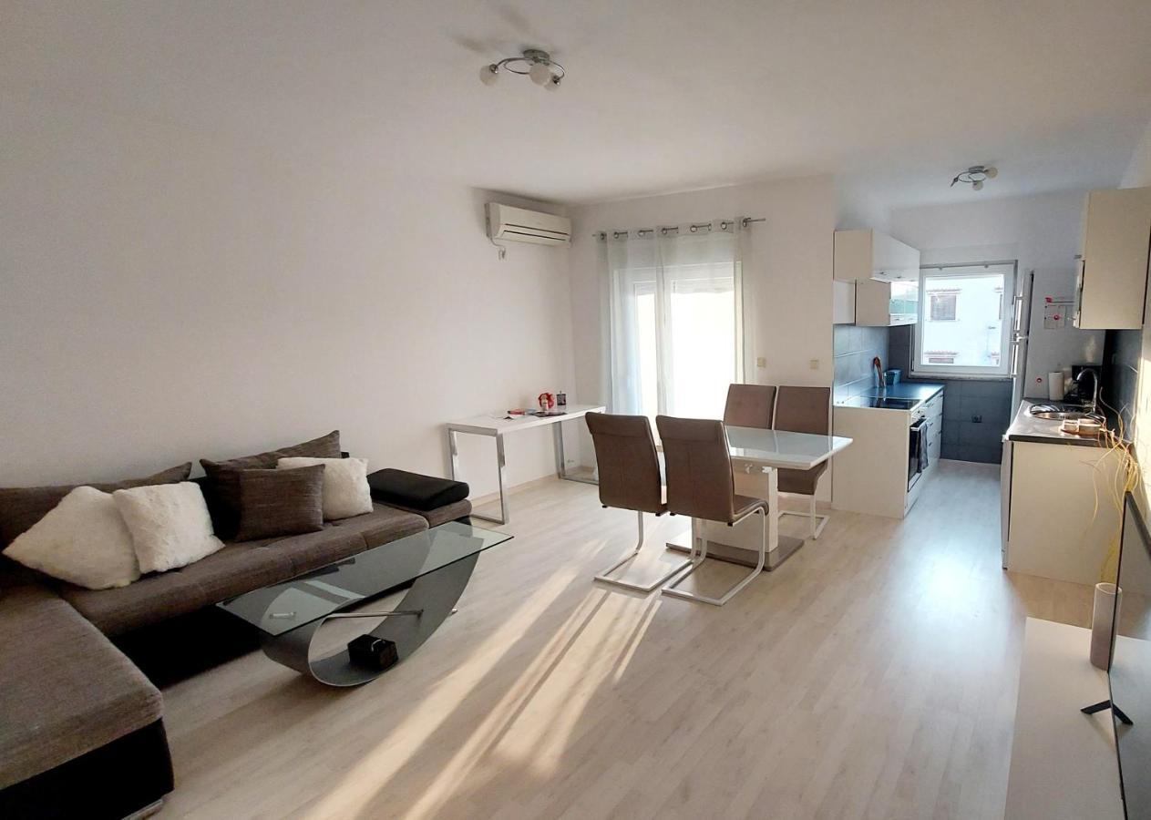 Apartman Near Fazana-500 From The Sea מראה חיצוני תמונה